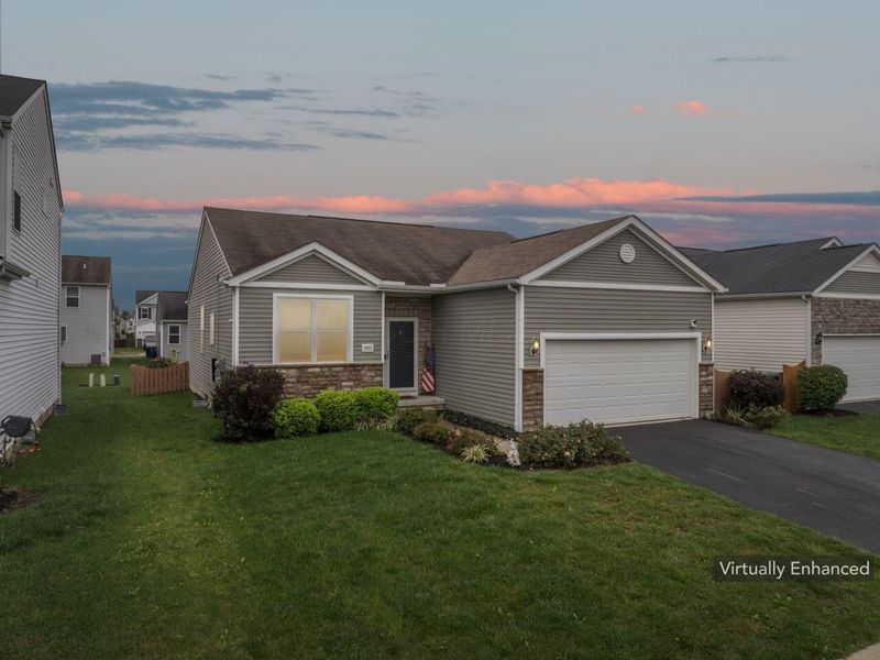 5973 Tully Cross Drive, Galloway, OH 43119 Photo 2