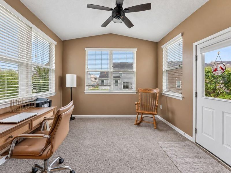 5973 Tully Cross Drive, Galloway, OH 43119 Photo 9
