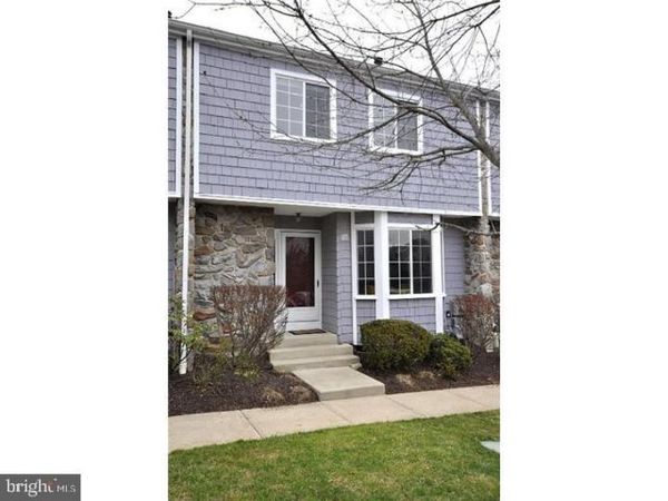 45 CONSTITUTION COURT , CHESTERBROOK, PA 19087