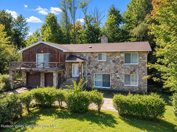 27 Chestnut Drive, Tannersville, NY 12485