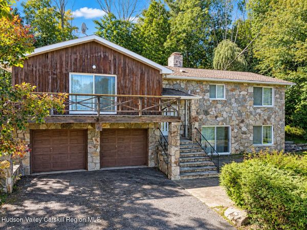 27 Chestnut Drive, Tannersville, NY 12485