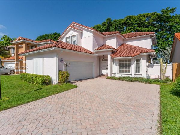 10840 SW 153rd Ct , Miami, FL 33196