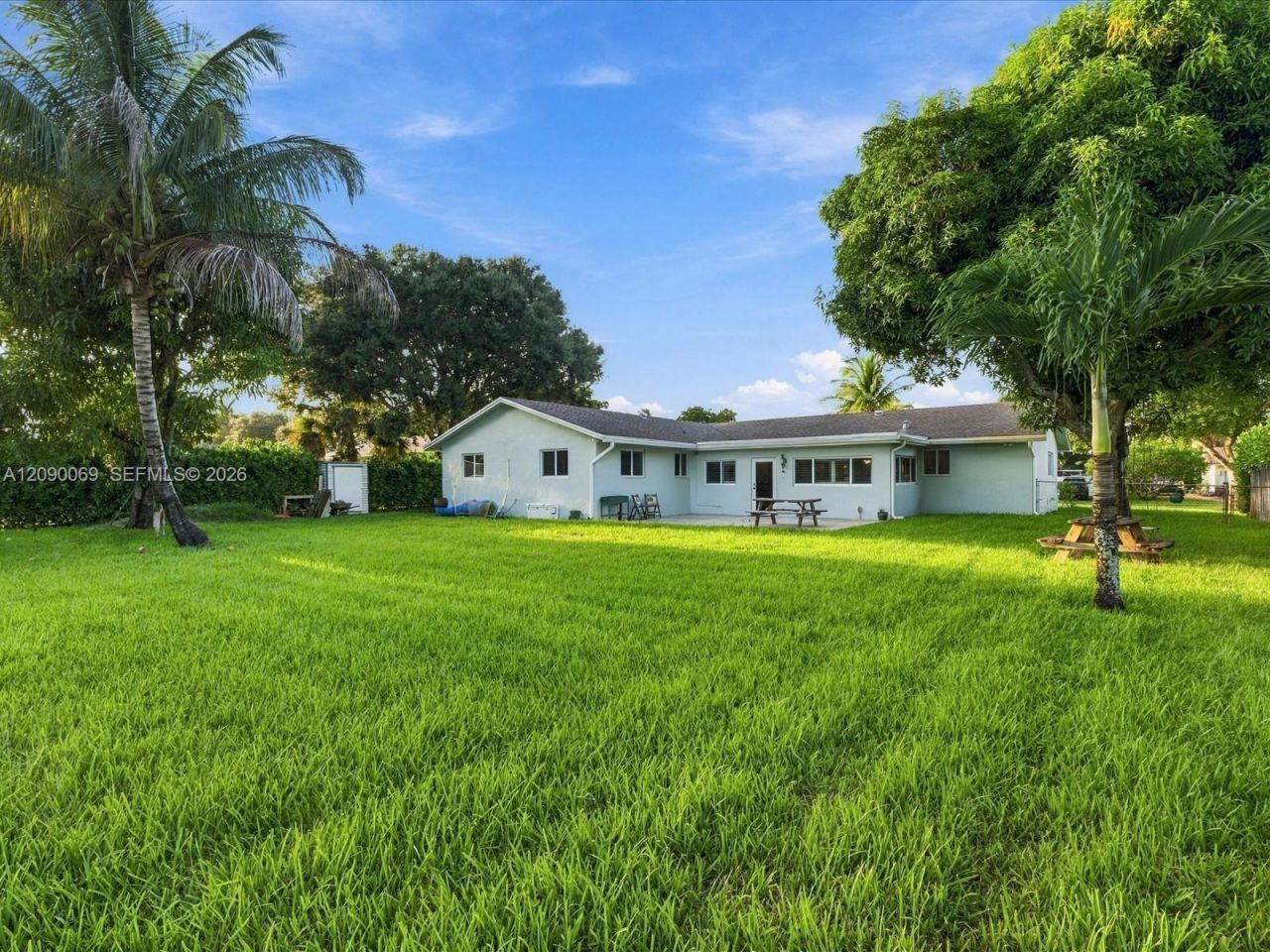 5740 SW 8th St, Plantation, FL 33317 Photo