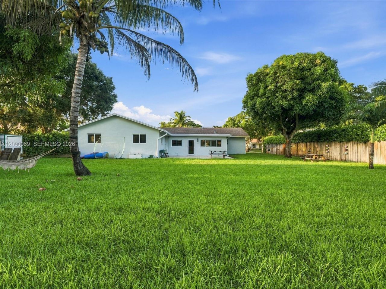 5740 SW 8th St, Plantation, FL 33317 Photo