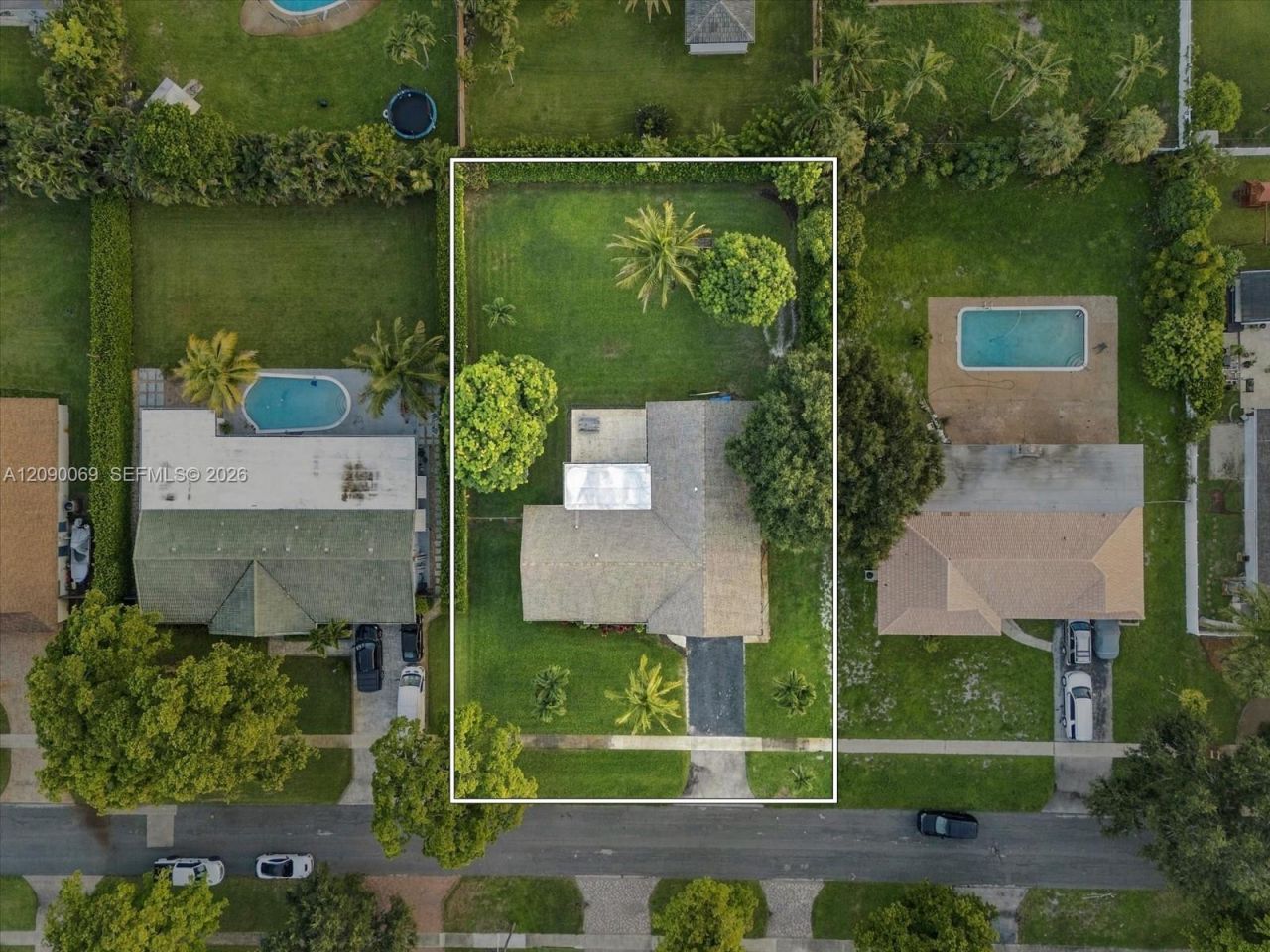 5740 SW 8th St, Plantation, FL 33317 Photo