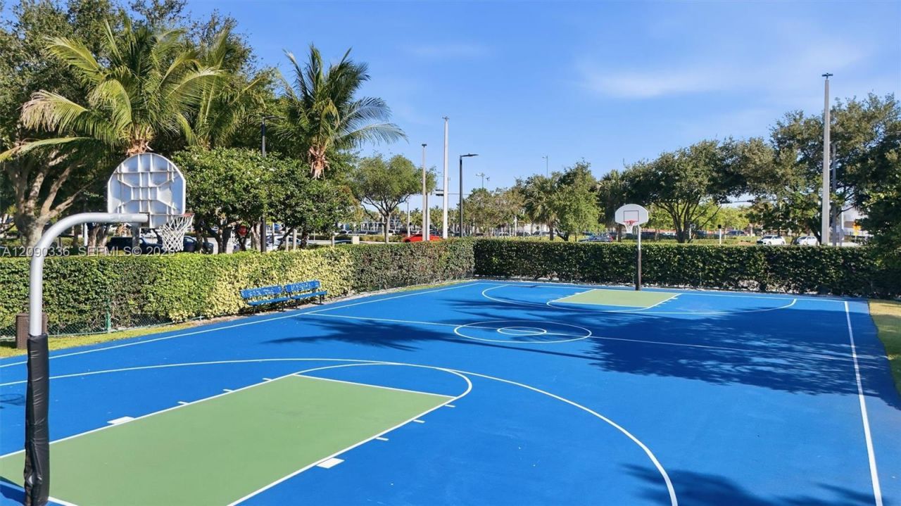 11605 NW 89th St, Unit 228, Doral, FL 33178 Photo