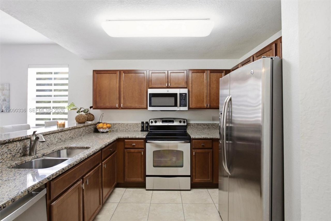 11605 NW 89th St, Unit 228, Doral, FL 33178 Photo