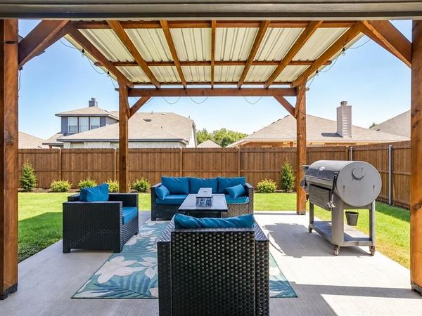 421 Escondido Street , Weatherford, TX 76087