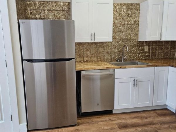 2 Pleasant Street, Unit 4, Claremont, NH 03743