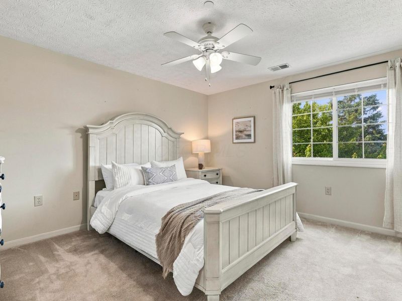 6823 Meadow Creek Drive, Unit 208, Columbus, OH 43235 Photo 10