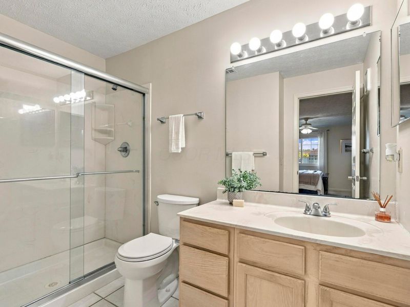 6823 Meadow Creek Drive, Unit 208, Columbus, OH 43235 Photo 30