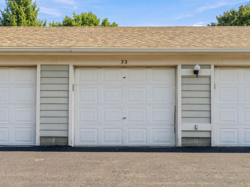 6823 Meadow Creek Drive, Unit 208, Columbus, OH 43235 Photo 39
