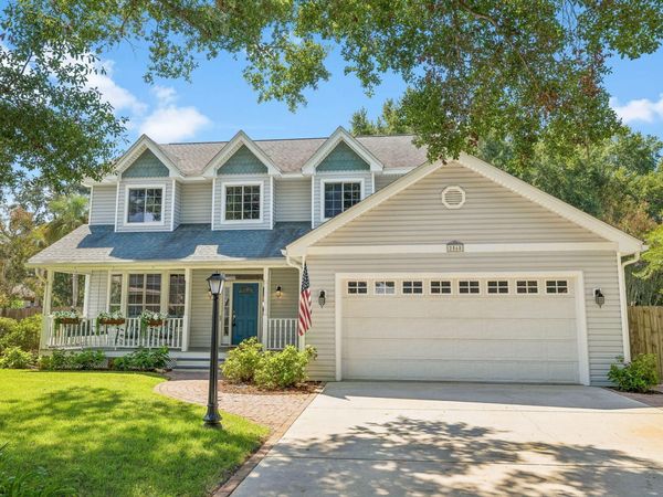 2568 Palm Shores Drive, Shalimar, FL 32579