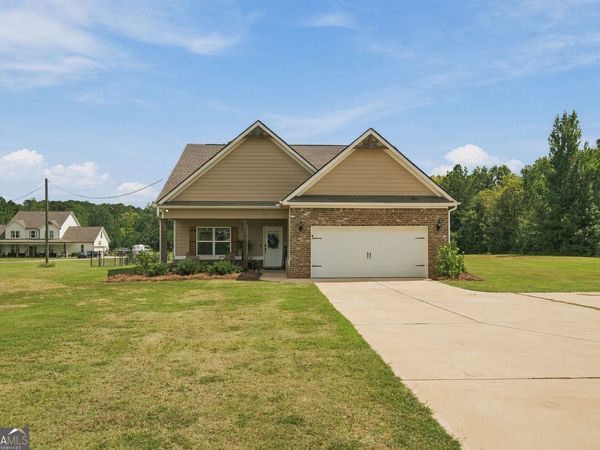 279 Davis Road, Gray, GA 31032