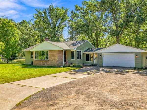 607 Fair Avenue W, Mora, MN 55051