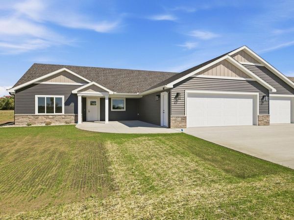1942 68th Avenue N, Saint Cloud, MN 56303