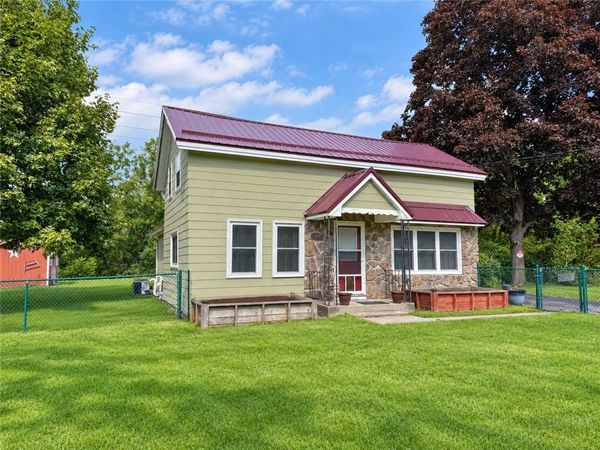 1148 State Route 96, Phelps, NY 14532
