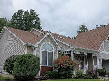 59 Spicebush Lane , Buffalo, NY 14221