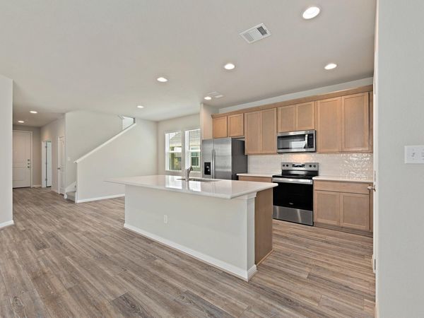 207 Cherry Blossom LN, Taylor, TX 76574