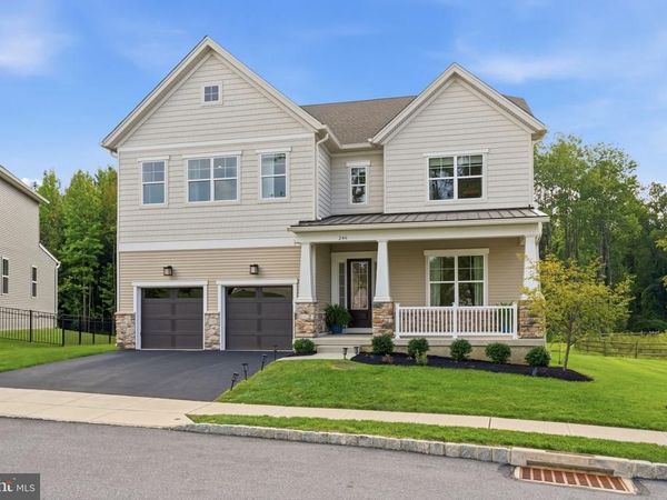 246 LILY LANE, KENNETT SQUARE, PA 19348