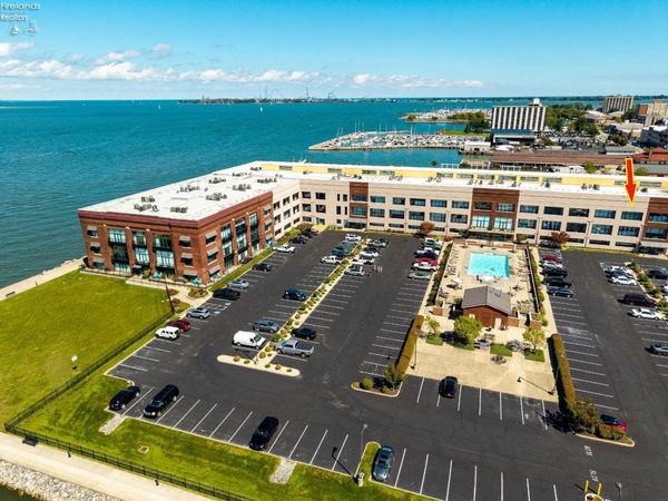 401 W Shoreline Drive, Unit 314, Sandusky, OH 44870