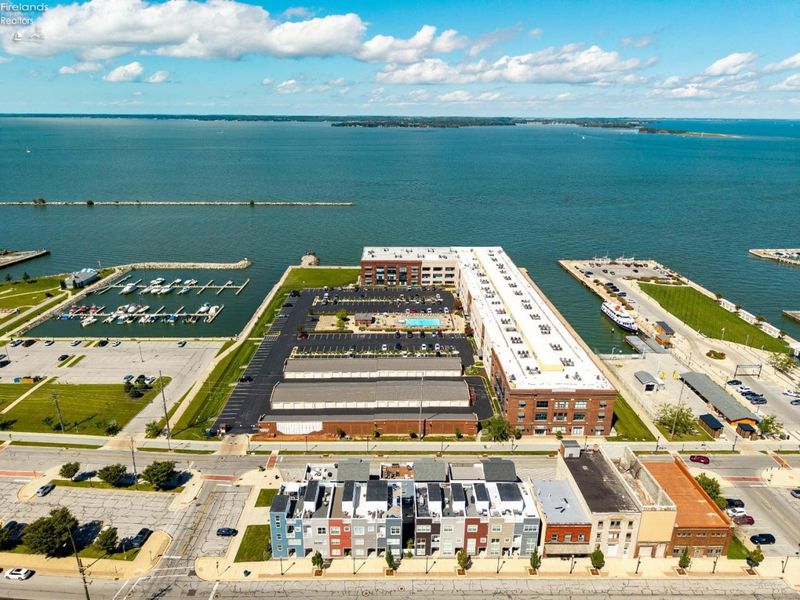 401 W Shoreline Drive, Unit 314, Sandusky, OH 44870 Photo 34