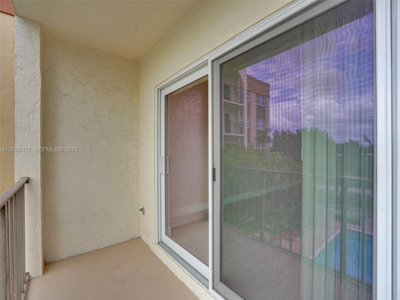 400 N Riverside Dr, Unit 303, Pompano Beach, FL 33062 Photo