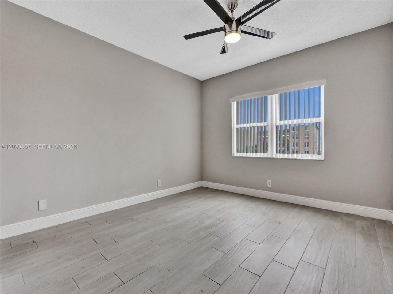 400 N Riverside Dr, Unit 303, Pompano Beach, FL 33062 Photo
