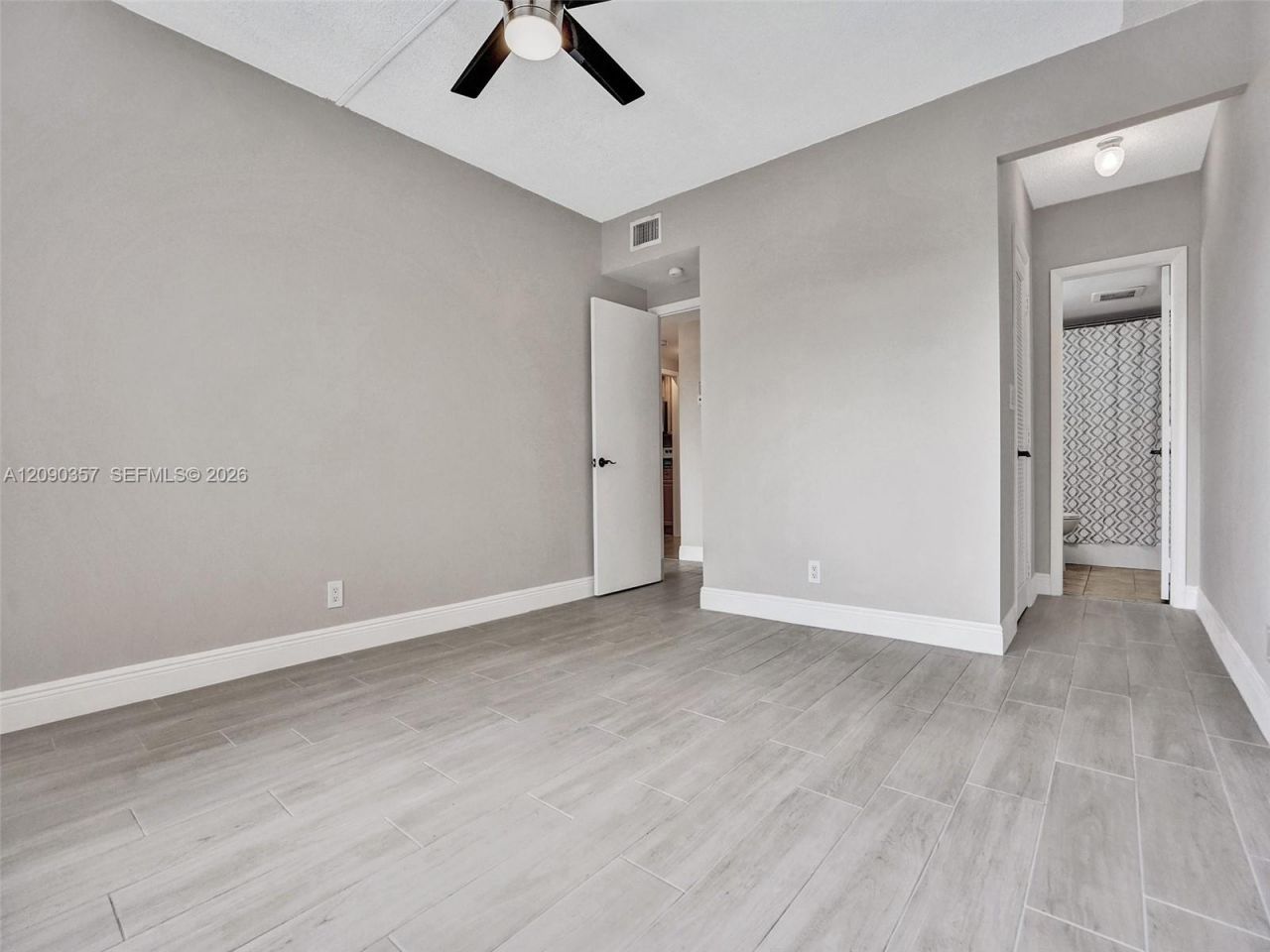 400 N Riverside Dr, Unit 303, Pompano Beach, FL 33062 Photo