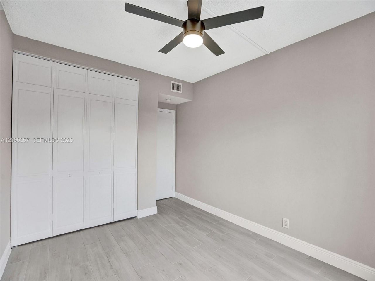 400 N Riverside Dr, Unit 303, Pompano Beach, FL 33062 Photo
