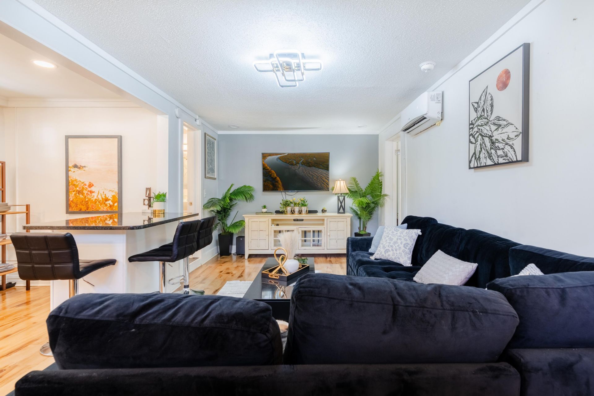 428 Riverland Drive Photo 8