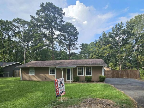 Shannon Hills, AR 72103