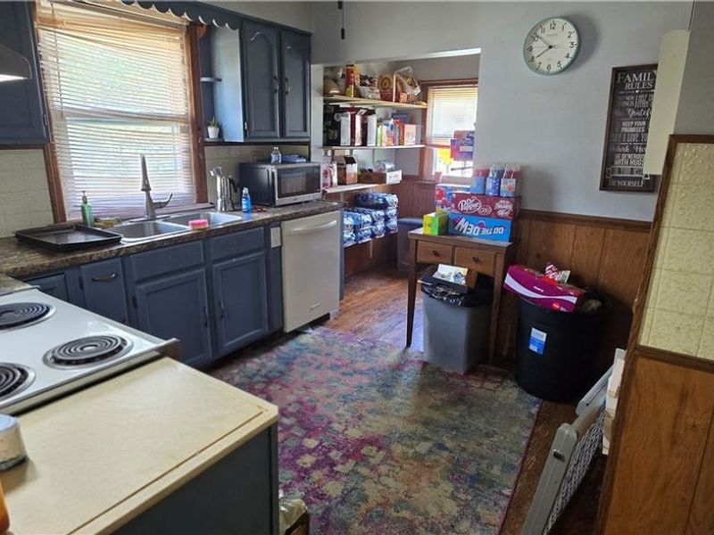 1043 Berwin Street, Akron, OH 44310 Photo 5