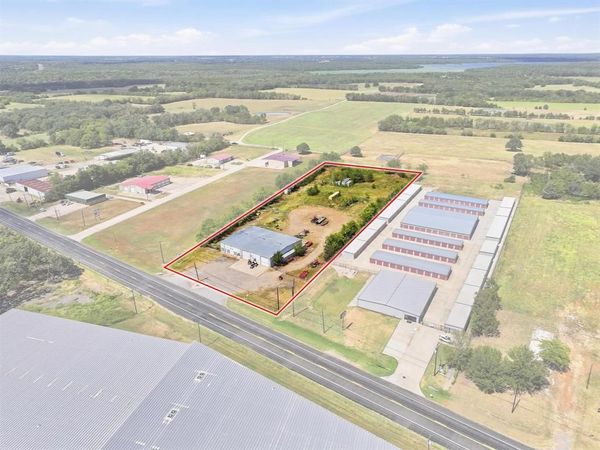 2460 Farm Road 79, Paris, TX 75460