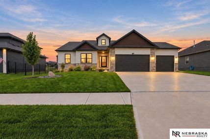 11010 N 169th Street