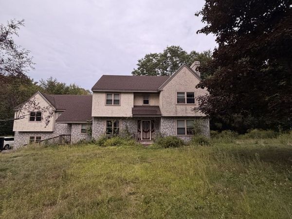 10 Patricia Ann Drive, Haverhill, MA 01830