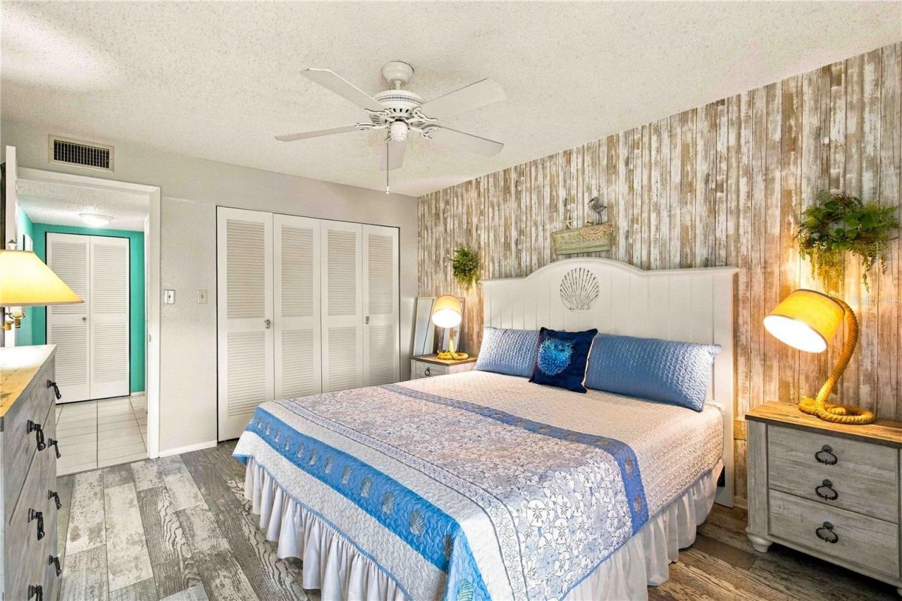 304 47th Avenue Drive W, Unit 313, Bradenton, FL 34207 Photo