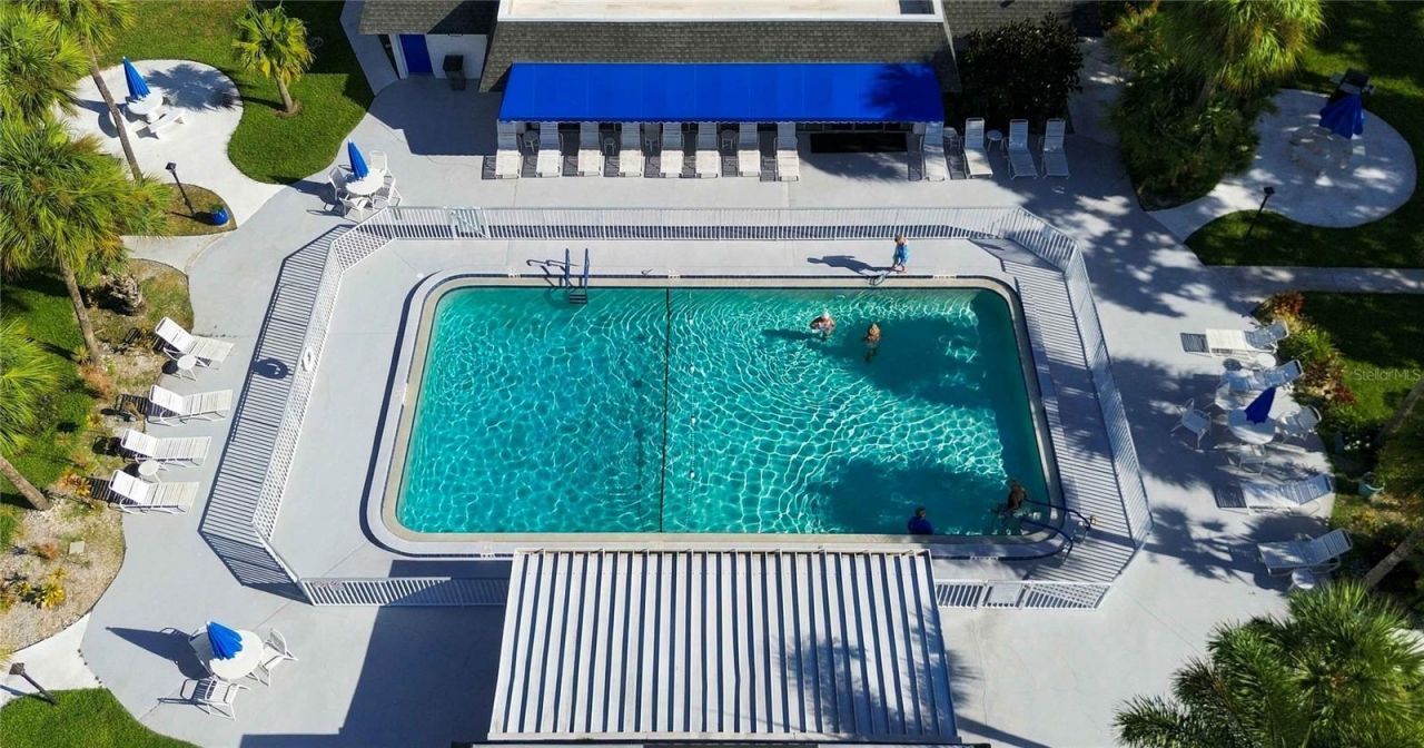 304 47th Avenue Drive W, Unit 313, Bradenton, FL 34207 Photo