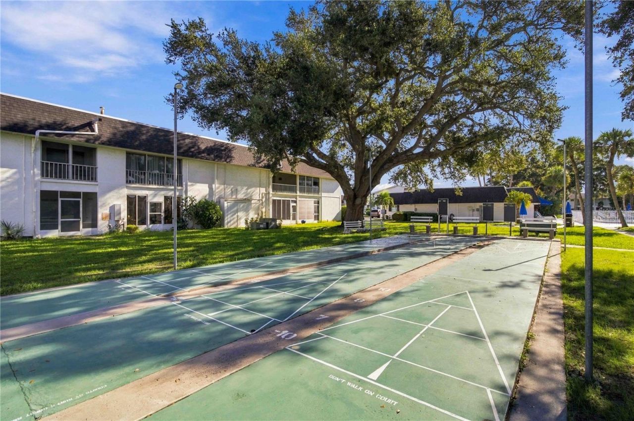 304 47th Avenue Drive W, Unit 313, Bradenton, FL 34207 Photo