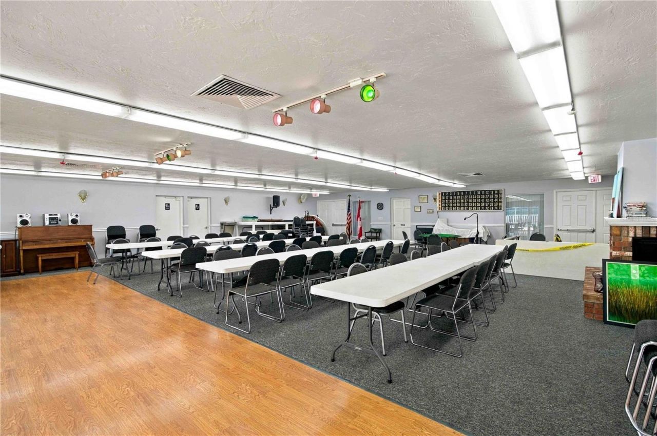 304 47th Avenue Drive W, Unit 313, Bradenton, FL 34207 Photo