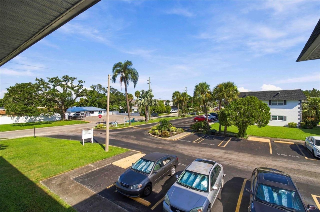 304 47th Avenue Drive W, Unit 313, Bradenton, FL 34207 Photo