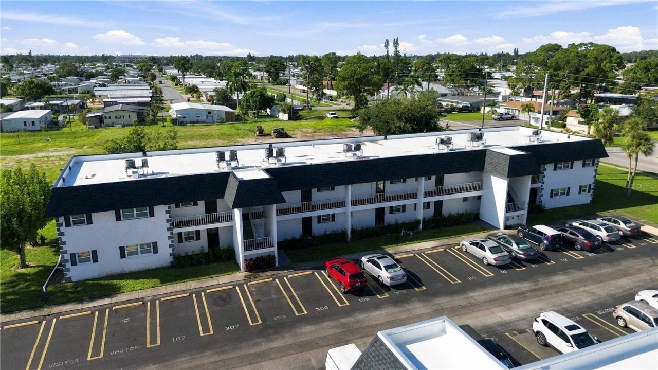 304 47th Avenue Drive W, Unit 313, Bradenton, FL 34207 Photo