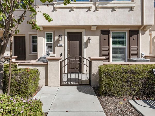 628 Mustang Street , Camarillo, CA 93010