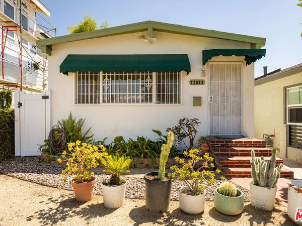 12844 Short Avenue, Los Angeles, CA 90066