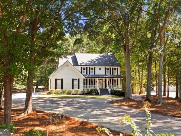 3256 Fieldcrest Road, Loganville, GA 30052
