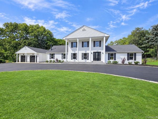 19 Victoria Lane , Manorville, NY 11949