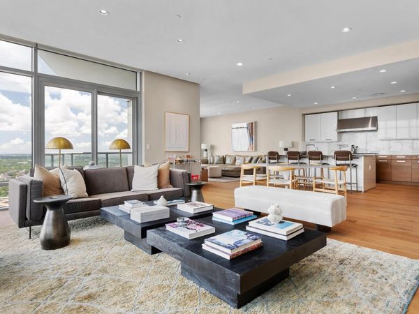 200 Congress Ave, Unit 37H, Austin, TX 78701