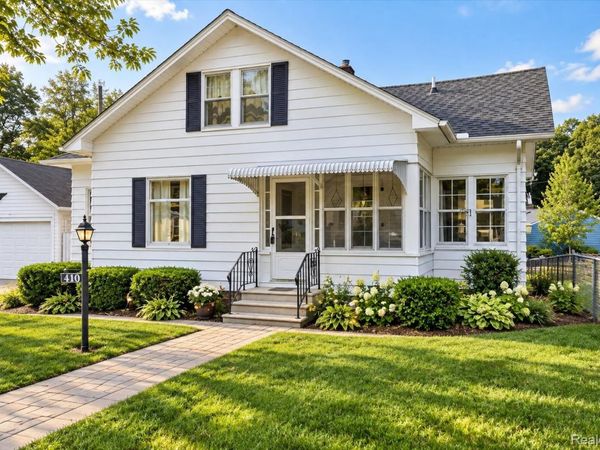410 S Center Street, Howell, Mi 48843