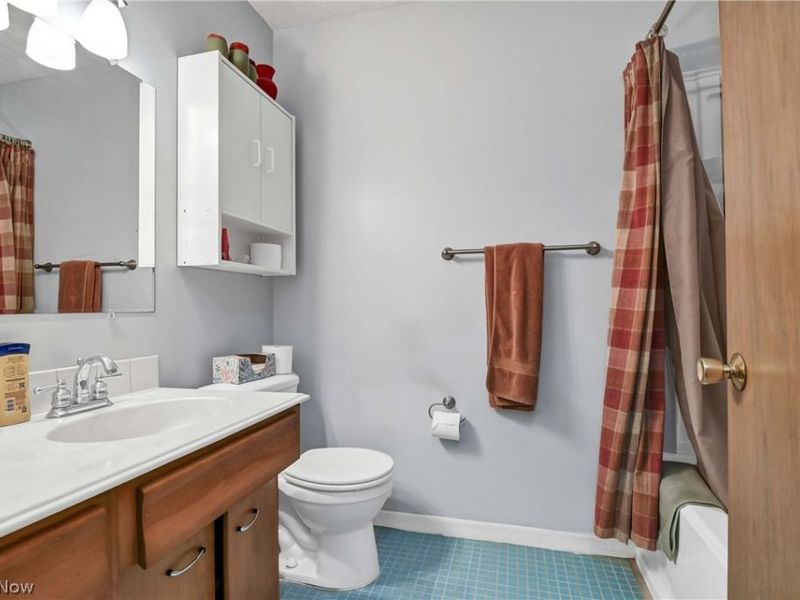 6213 Nelwood Road, Parma Heights, OH 44130 Photo 13