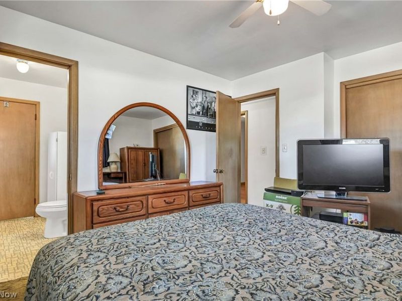 6213 Nelwood Road, Parma Heights, OH 44130 Photo 19